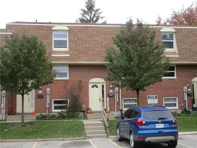 92 STROUD Crescent 94, London South, ON N6E 1Y8