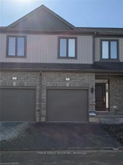 745 CHELTON Road 27, London South, ON N6M 0J1