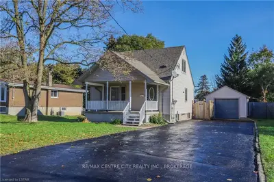 324 BRIARHILL Avenue, London East, ON N5Y 1N8