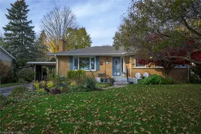 17 REGENCY Road, London North, ON N6H 4A7