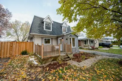 52 MATHERS Street, London South, ON N6C 3W2
