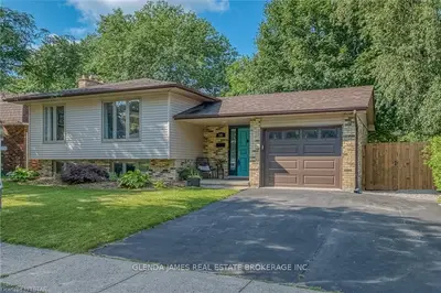 192 DEARBORN Crescent, London South, ON N6K 3A2