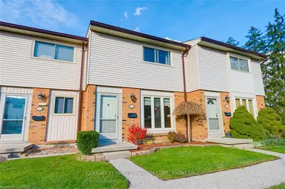1328 COMMISSIONERS Road W 110, London South, ON N6K 2Y6