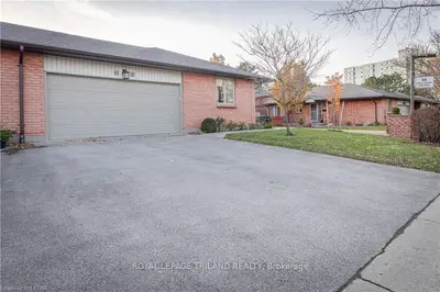 55 FIDDLERS GREEN Road 16, London North, ON N6H 4T8