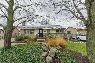 237 STARLIGHT Avenue, London East, ON N5W 4X8