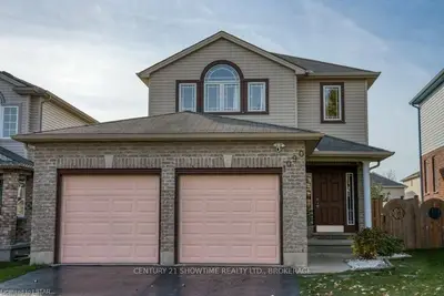 1090 MARIGOLD Street, London North, ON N5X 4P2