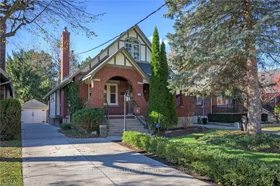 1063 COLBORNE Street, London East, ON N6A 4B1