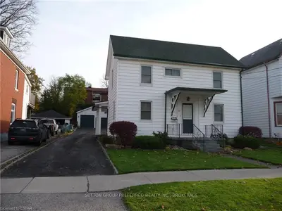 75 King Street West Street, Ingersoll, On N5c 2j7