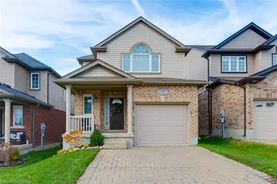 1211 WHETHERFIELD Street, London North, ON N6H 5X1