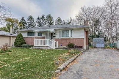 1212 KALADAR Drive, London East, ON N5V 2R5
