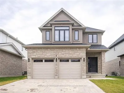 8 Armstrong Street, Strathroy-Caradoc, ON N0L 1W0