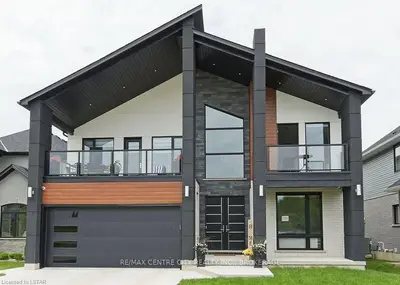 1997 ZENIA, London North, ON N5X 0M9