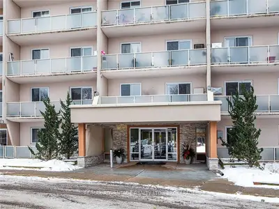 563 MORNINGTON Avenue 504, London East, ON N5Y 4T8