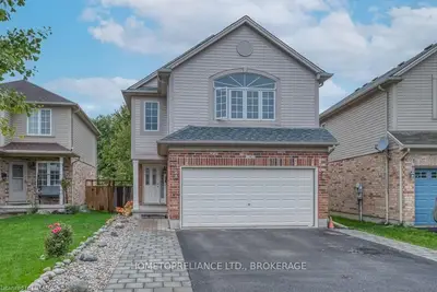 806 SPRUCEWOOD Drive, London North, ON N5X 4L8