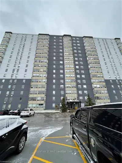 45 POND MILLS Road 1106, London South, ON N6G 0K5