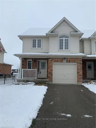 833 SILVERFOX Crescent, London North, ON N6G 0K2