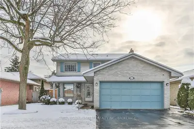 143 Brandy Lane Road, London North, On N6g 4s8