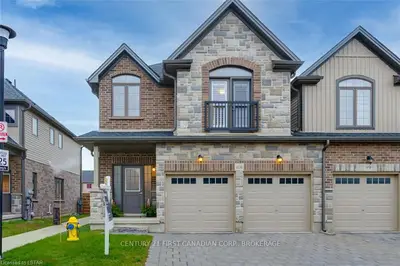 2040 Shore Road 101, London South, ON N6K 0G3