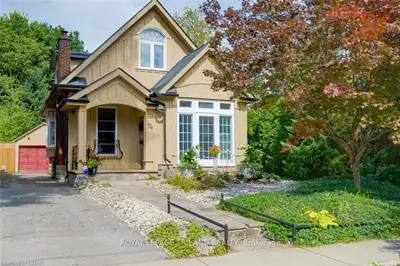 74 VICTORIA Street, London East, ON N6A 2B4