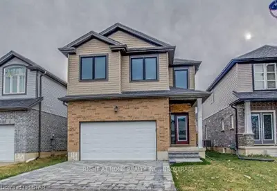 3270 SINGLETON Avenue 21, London South, ON N6L 0E5