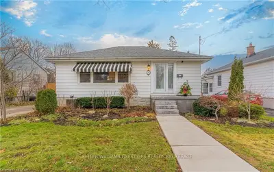 9 SLATER Street, Brantford, ON N3T 4N7