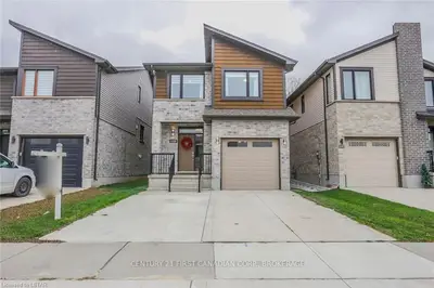 2130 TRIBALWOOD Street, London North, ON N6G 0R5