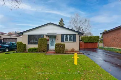44 AMY Crescent, London East, ON N5Y 4A6