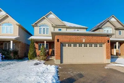 2000 FOXWOOD Avenue, London North, ON N6G 0C6