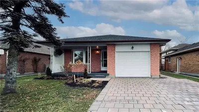 22 SWEETBRIAR Road, London East, ON N5Y 5E8