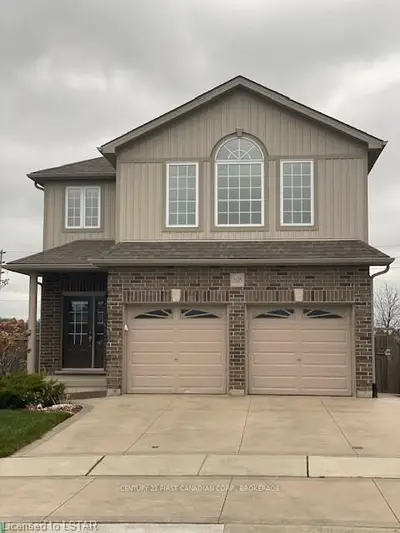 2618 ASIMA Drive, London South, ON N6M 0B5