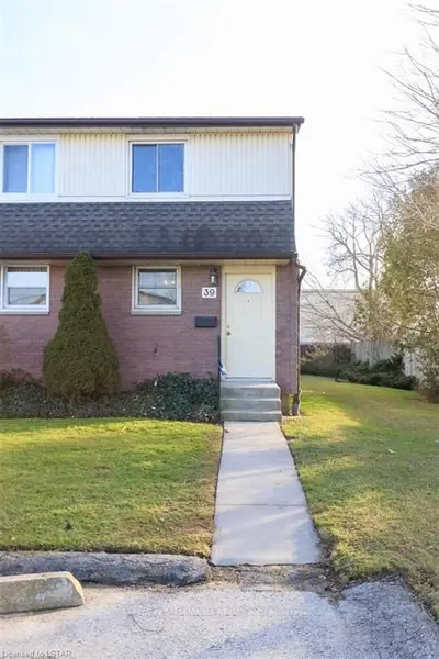 1919 TRAFALGAR Street 39, London East, ON N5V 1A1
