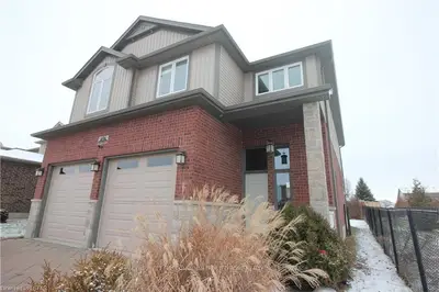 571 BLACKACRES Boulevard, London North, ON N6G 0A6