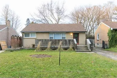 1870 HERBERT Avenue, London East, ON N5V 2C5