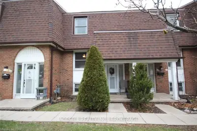184 GARDENWOOD Drive, London South, ON N6J 3Z9
