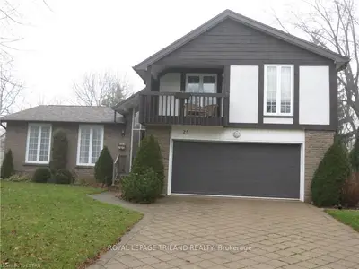 28 Lynngate Court, London South, ON N6K 1S6