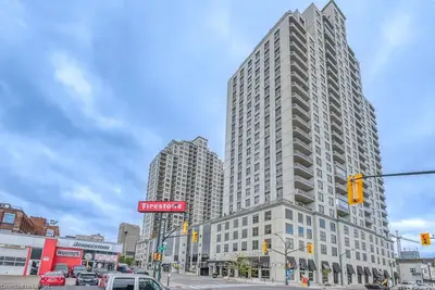 330 Ridout Street N 2104, London East, ON N6C 3Z3