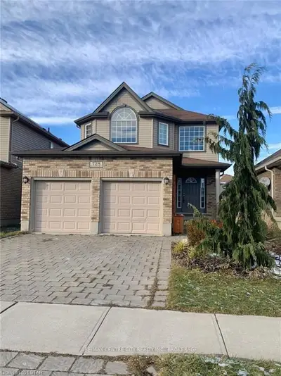 728 BLACKACRES Boulevard, London North, ON N6G 0J1