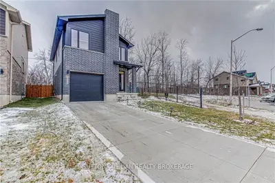 1601 VALHALLA Street, London North, ON N6G 0J1