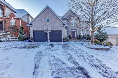 1449 WARBLER WOODS Walk, London South, ON N5K 4Y9