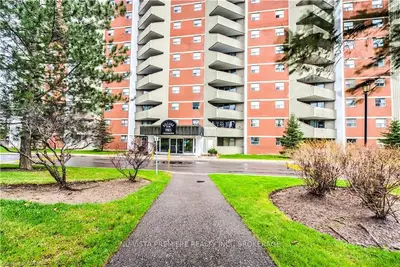 1105 JALNA Boulevard 309, London South, ON N6E 2S9
