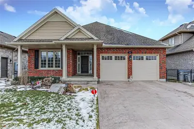 721 Bennett Crescent, Strathroy-caradoc, On N0l 1w0