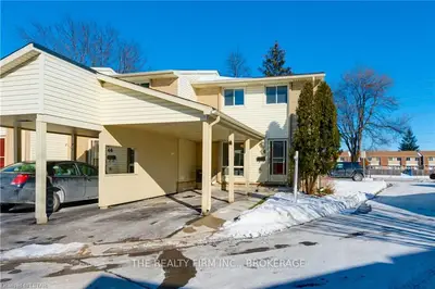 801 OSGOODE Drive 44, London South, ON N6E 2G8