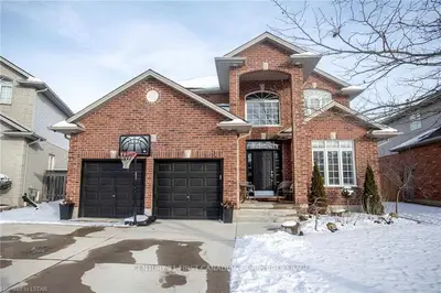 1306 GAGEL Street, London South, ON N6K 4V3