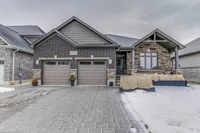 174 ACTON Street, Strathroy-Caradoc, ON N7G 0C7