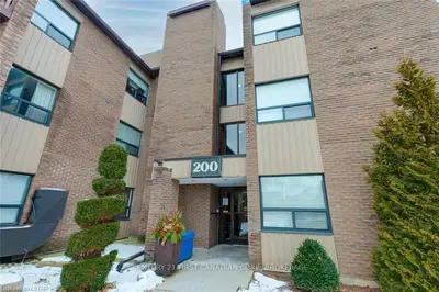 200 EVERGLADE Crescent 209, London North, ON N6H 4P8