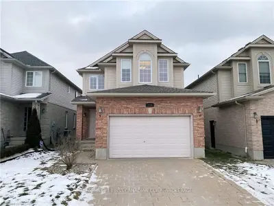 1150 SANDBAR Street, London North, ON N6G 0G6