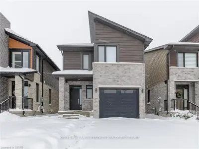 2134 TRIBALWOOD Street, London North, ON N6G 0R5
