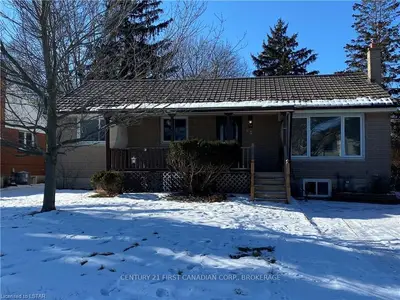 63 WISTOW Street B, London East, ON N5Y 1C9