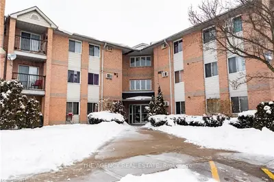 2230 TRAFALGAR Street 205, London East, ON N5V 4J9