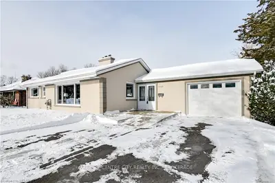 1223 BYRON BASELINE Road, London South, ON N6K 2E1